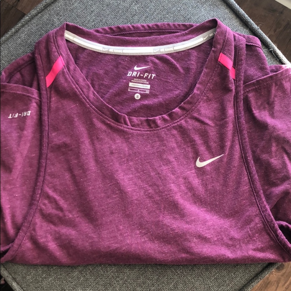 NIKE Tank Top